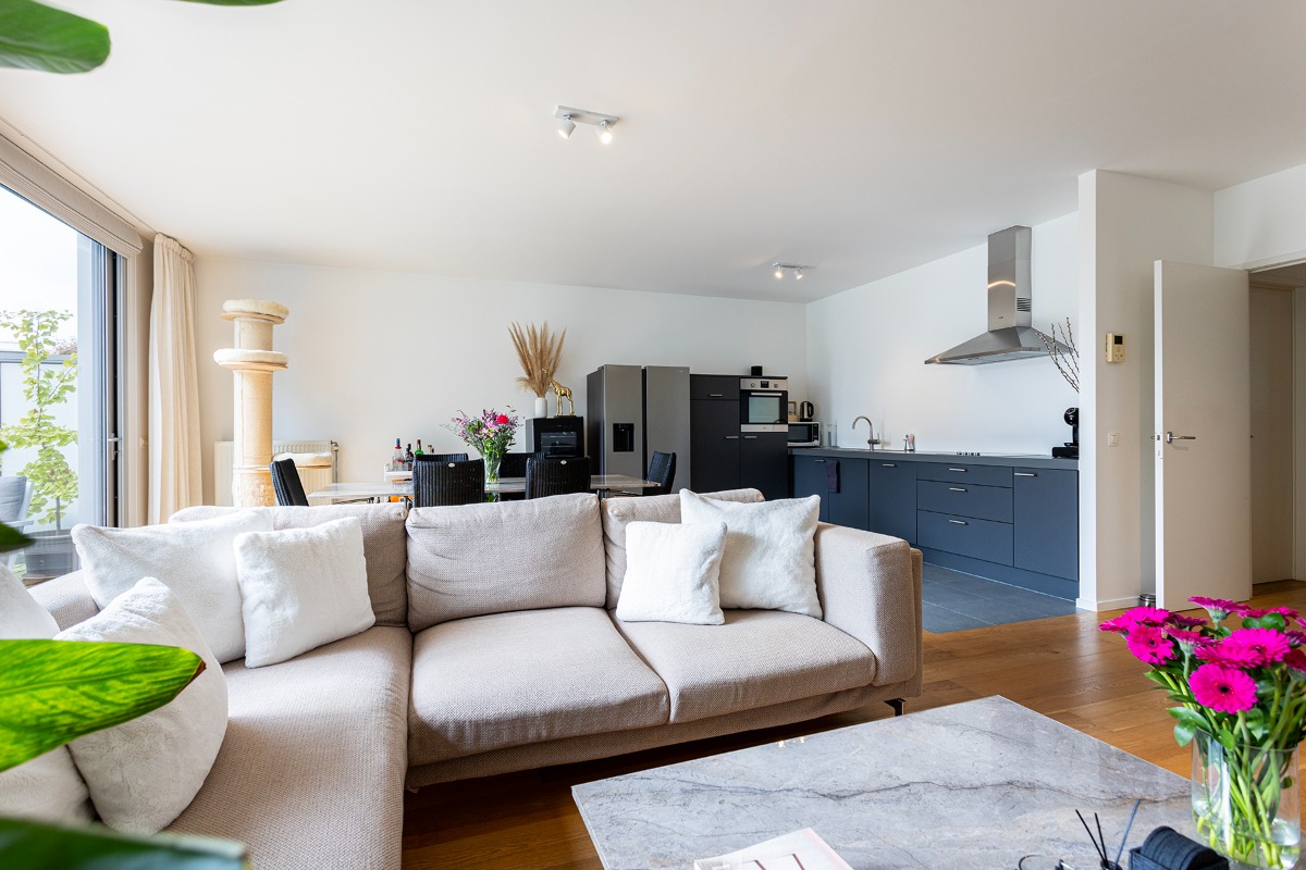 Exceptionele Loft in Groene Oase op Toplocatie in Antwerpen € 1 495